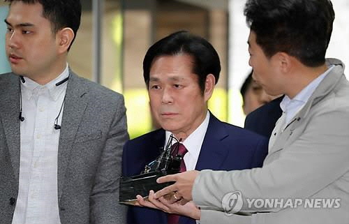 이재록(가운데) 목사[연합뉴스 자료사진]